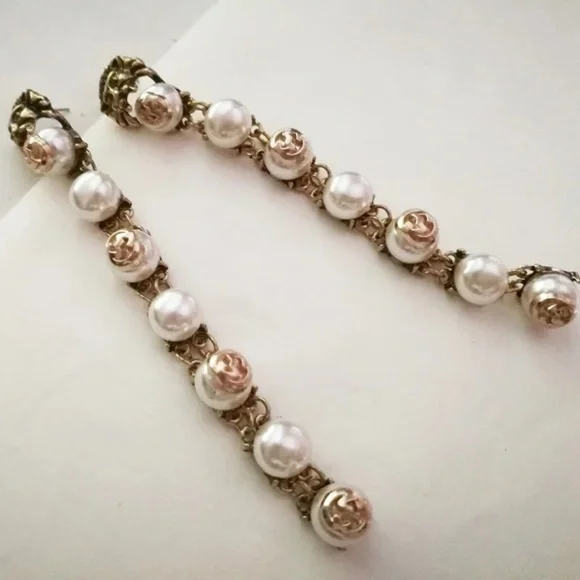 Pearl Gold Baroque Style Lionhead Dangle Earrings - Picture 3 of 4